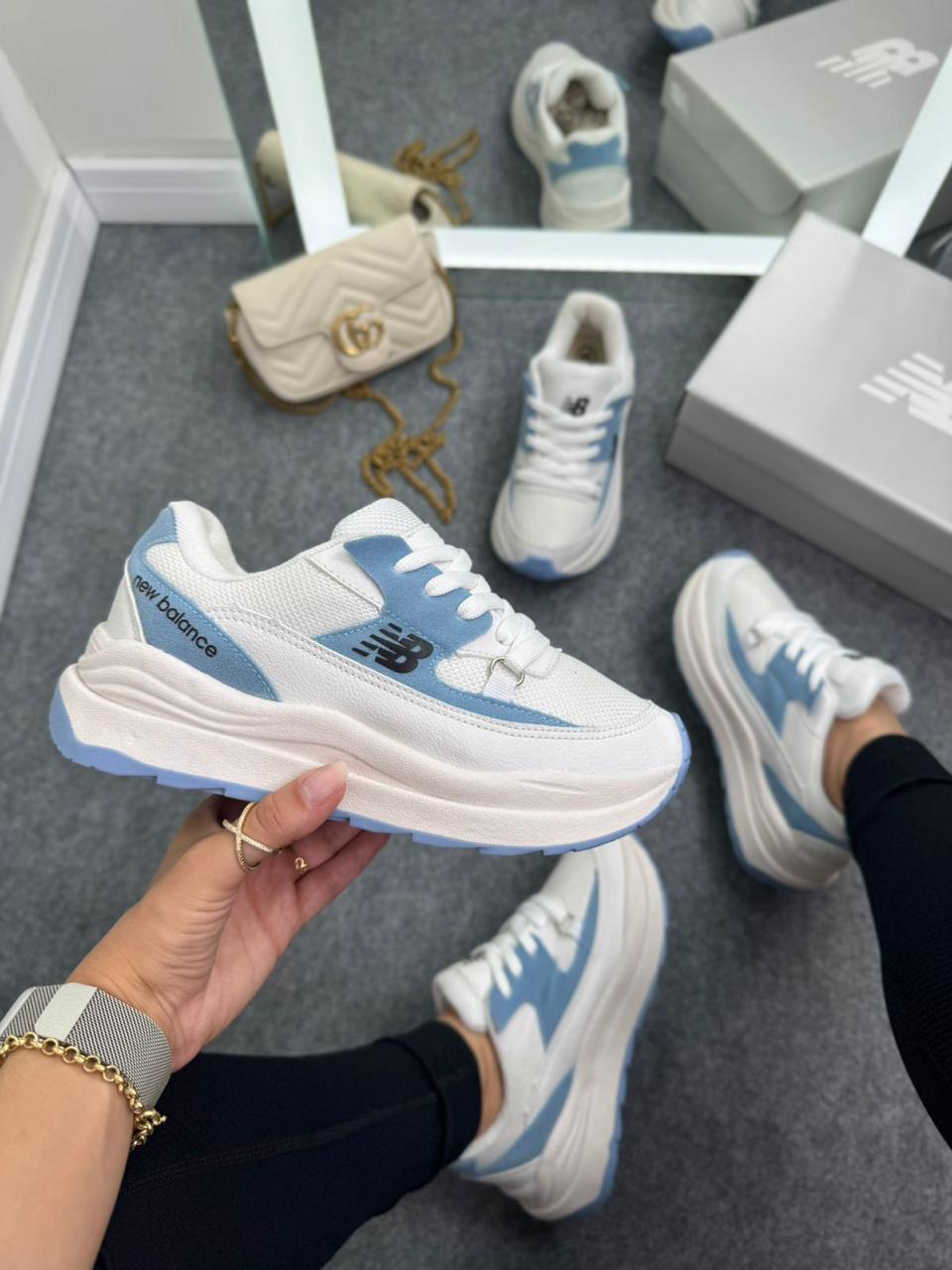 New Balance Confort