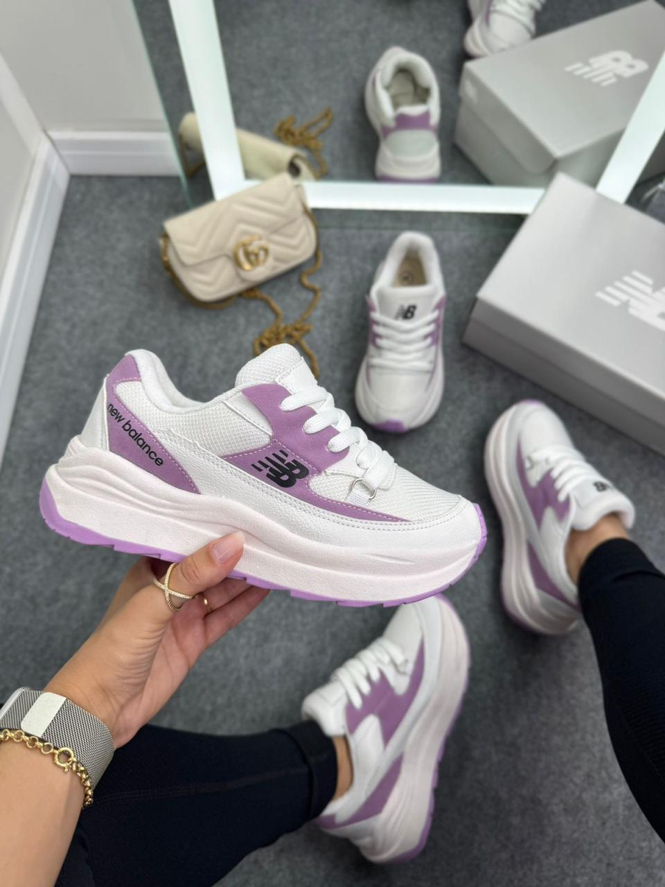 New Balance Confort